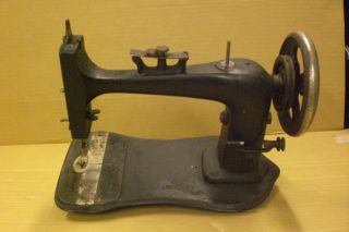 Vintage Domestic Treadle Sewing Machine Head Antique Cast Iron Treadle
