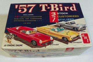 Amt 1957 T - Bird Issue 57 Ford Thunderbird 1/25 Scale Kit T2257 - 200
