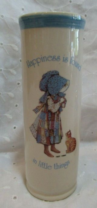 Vintage Holly Hobbie " Happiness Is Found In Little Things " 1978 5.  75 " Bud Vase