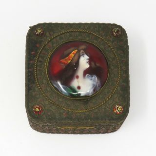 Nyjewel Antique European Lady Trinket Jewelry Box