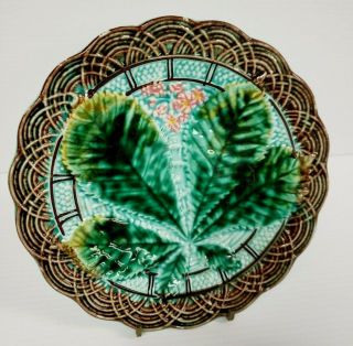 PAIR: Antique Villeroy & Boch V B Begonia Green Majolica Plates Chestnut Leaves 4