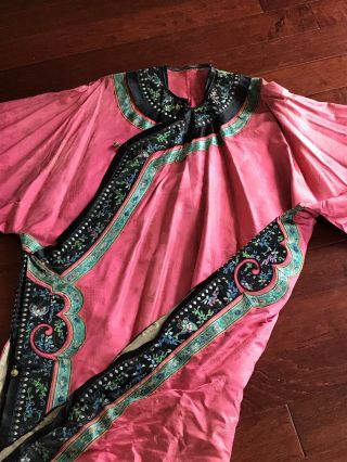 Chinese Antique Qing Dynasty Women ' s embroidery clothing with cover. 9