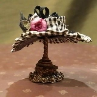 Dollhouse Miniature Vintage Hat on Stand by Artisan Susan Harmon 2
