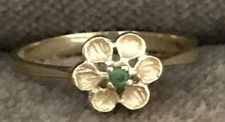 Vintage 14k Yellow Gold Green Emerald Ladies Ring 1.  36 Grams