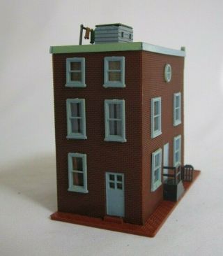 N scale IHC 200 - 16,  ' RITA ' S ANTIQUE SHOP ' Built up and detailed 4