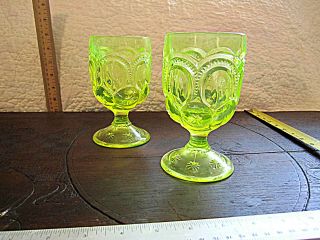 Vintage SET of 2 LG Wright Moon and Stars Yellow Vaseline WINE GLASS GOBLETS 3