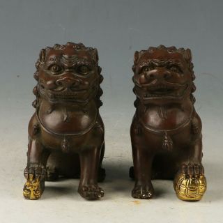 Chinese Bronze Gilt Hand - Carved Iion Statue My0847