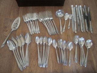 Queen Bess Silver Tudor Plate Flatware set with Chest Oneida Community 60 pc 3