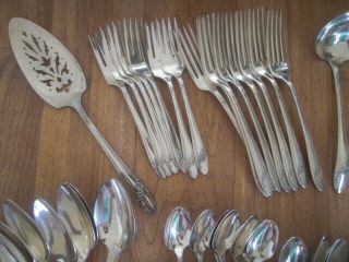 Queen Bess Silver Tudor Plate Flatware set with Chest Oneida Community 60 pc 5