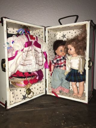 Vintage Story Book Muffie Doll Walker With Clothes And Travel Case