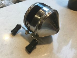 Vintage Zebco Spinner Model 33 Spin Cast Fishing Reel Made In Usa Metal Foot