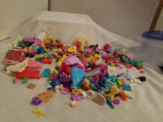 Over 100 Polly Pocket Dolls And Accessories