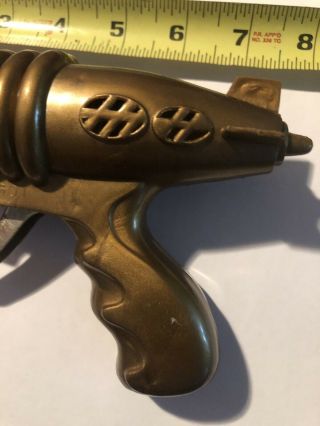 Vintage 60 ' s TOY Space Pilot Jet Ray Toy Gun Pistol 601Made in China.  antique 3