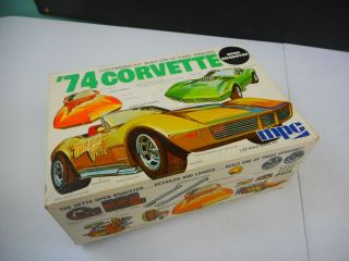 Vintage MPC ' 74 Corvette 1/25 Scale Model Kit 8