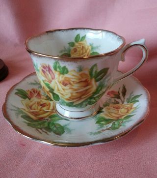 Vintage Royal Albert Tea Rose Bone China Tea Cup & Saucer England 2