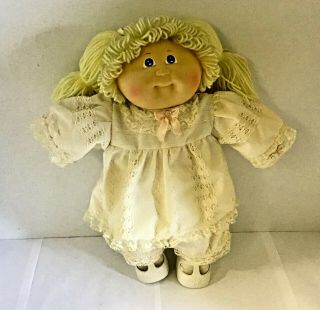 Vintage Cabbage Patch Kids Doll Coleco Girl Blonde Yarn Hair