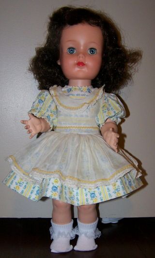 Cute Vintage Ideal 16 " Saucy Walker Or 17 " Posie Dress 1,  Has Sewn - In Apron