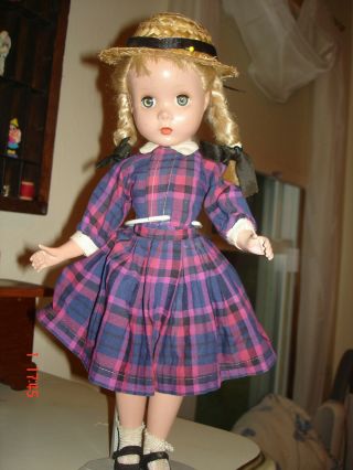 Polly Pigtails Or Kathy Maggie Face 15 " Circa 1949/51 Madame Alex.  Tagged Outfit
