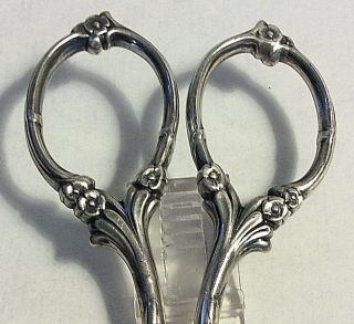Antique Art Nouveau Sterling Silver Button Scissors Flower Handles 223
