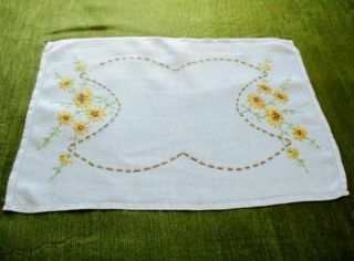 VINTAGE TRAY CLOTHS - HAND EMBROIDERED - COL.  x 4 - LINEN 5