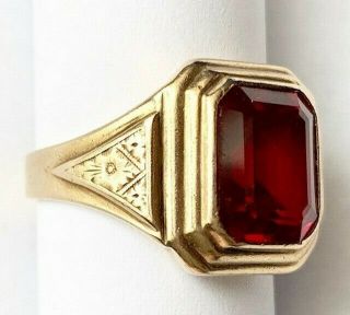 Antique Engraved Men ' s Large Ruby Red Stone 10K Yellow Gold Ring 4
