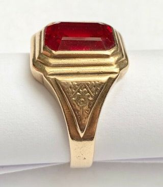 Antique Engraved Men ' s Large Ruby Red Stone 10K Yellow Gold Ring 7