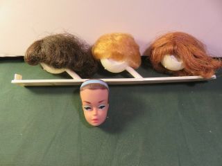 Vintage Barbie Head W/headband & Set Of Three Wigs On Stand