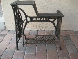 Antique Cast Iron Treadle Stand / SINGER Sewing Machine Base / For 29 - 4 Machine 7