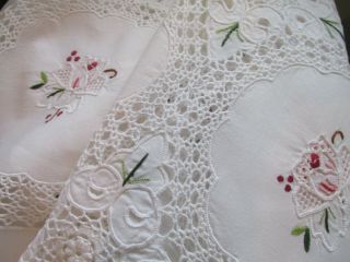 Vintage Hand Embroidered/crochet Lace Madeira Style Irish Linen Tablecloth - 68x51