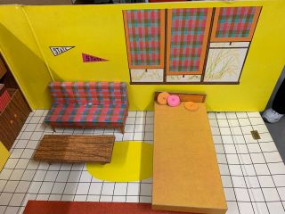 Barbie Dream House Vintage Mattel / Fold Up Doll House,  Furniture 4