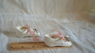 WHITE LEATHER ANTIQUE SHOES FOR YOUR FRENCH OR GERMAN DOLL 2