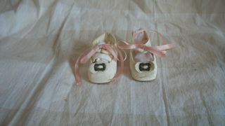 WHITE LEATHER ANTIQUE SHOES FOR YOUR FRENCH OR GERMAN DOLL 5