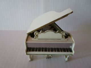 Vintage 1964 Ideal Toy Company White Grand Piano Doll House Furniture