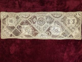 Stunning Handmade French Normandy Lace Table Runner 43 " By 15 "