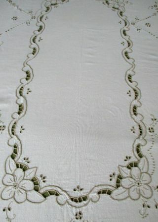 LARGE ANTIQUE MADEIRA TABLECLOTH - HAND EMBROIDERED FLOWERS 3