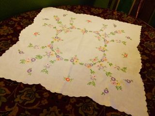 Vintage Embroidered Linen Table Cloth.  1930/40.
