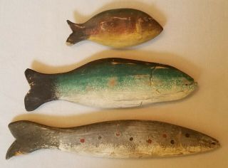 3 Early 20th C.  Folk Art Primitive Carved Wood Fish In Paint Decoration