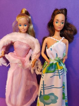 Vintage Superstar Era Barbie In Vintage Dresses Steffie Face Mold