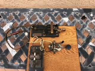 Antique Electro MFG.  CO.  Telegraph Key And Sounder mounted to wooden base 5