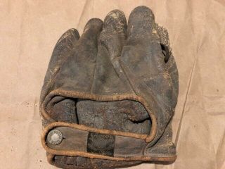 Antique Wright And Ditson Victor Baseball Glove