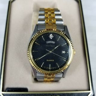 Vintage Seiko Quartz Mens Wrist Watch 7n43 - 8111 Gold Silver With Box