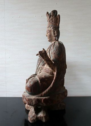 MUSEUM QUALITY CHINESE A POLYCHROMED WOOD FIGURE OF GUANYIN MING DYNASTY 7