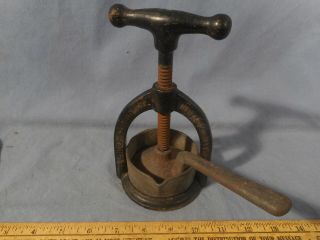 Antique Cast Iron Juice Press By Landers Frary & Clark Columbia Meat Press Usa