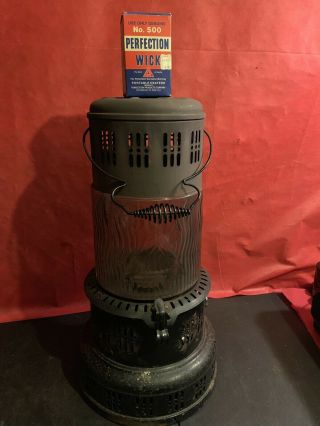 Vintage Perfection Kerosene Oil Heater W/pyrex Flame Glass Globe