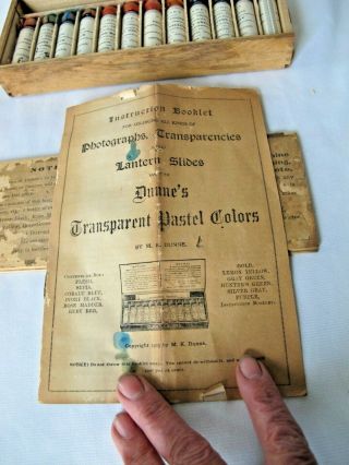 Dunne ' s antique art supplies Mixed Diameter Box of Transparent Pastel Colors 3