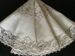 Gorgeous Antique Irish Linen Table Cover Needle Lace Trim/inserts Embroidery