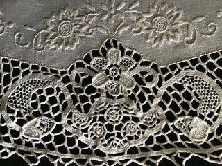 GORGEOUS ANTIQUE IRISH LINEN TABLE COVER NEEDLE LACE TRIM/INSERTS EMBROIDERY 4