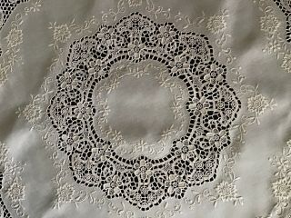 GORGEOUS ANTIQUE IRISH LINEN TABLE COVER NEEDLE LACE TRIM/INSERTS EMBROIDERY 5
