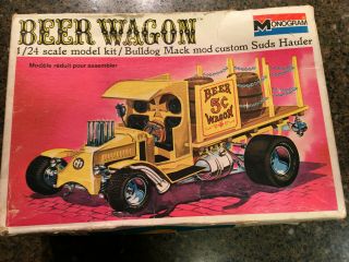 Monogram 1:24 Model Kit Beer Wagon Bulldog Mack Suds Hauler 6736 1967