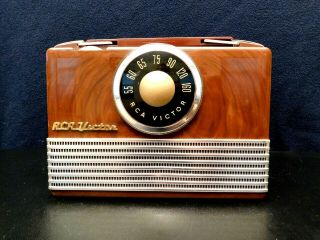 Vintage 50s Rca Victor Swirled Plastic Old Mid Century Antique Radio